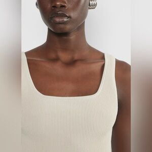 Babaton Sculpt Knit Squareneck Tank